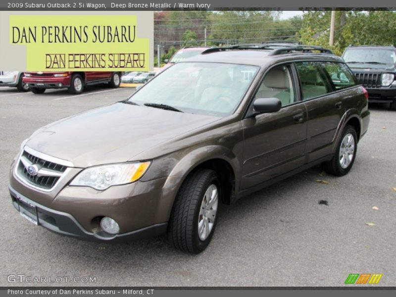 Deep Bronze Metallic / Warm Ivory 2009 Subaru Outback 2.5i Wagon