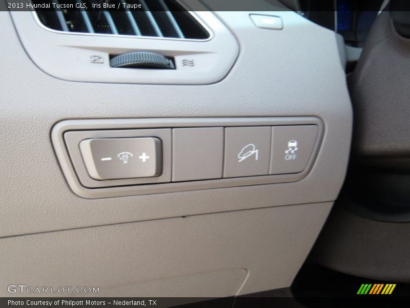 Iris Blue / Taupe 2013 Hyundai Tucson GLS