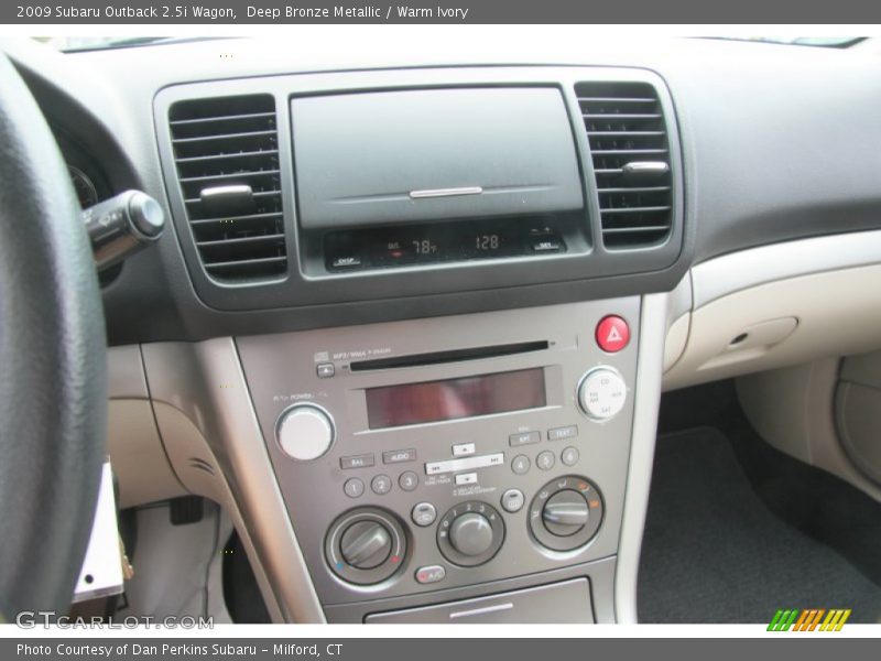 Deep Bronze Metallic / Warm Ivory 2009 Subaru Outback 2.5i Wagon