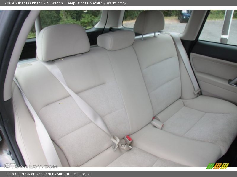 Deep Bronze Metallic / Warm Ivory 2009 Subaru Outback 2.5i Wagon