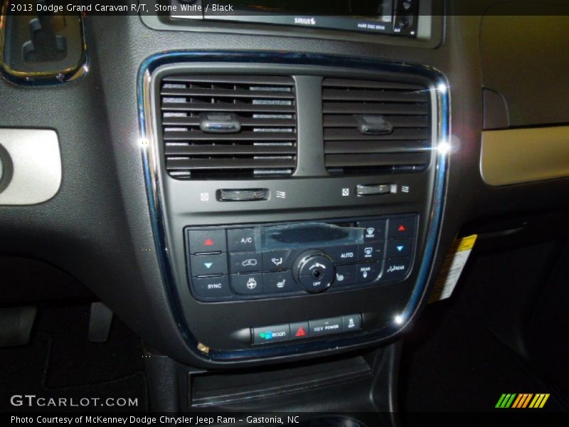 Controls of 2013 Grand Caravan R/T