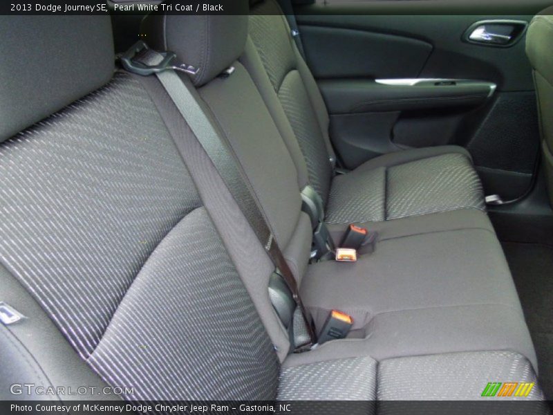 Pearl White Tri Coat / Black 2013 Dodge Journey SE