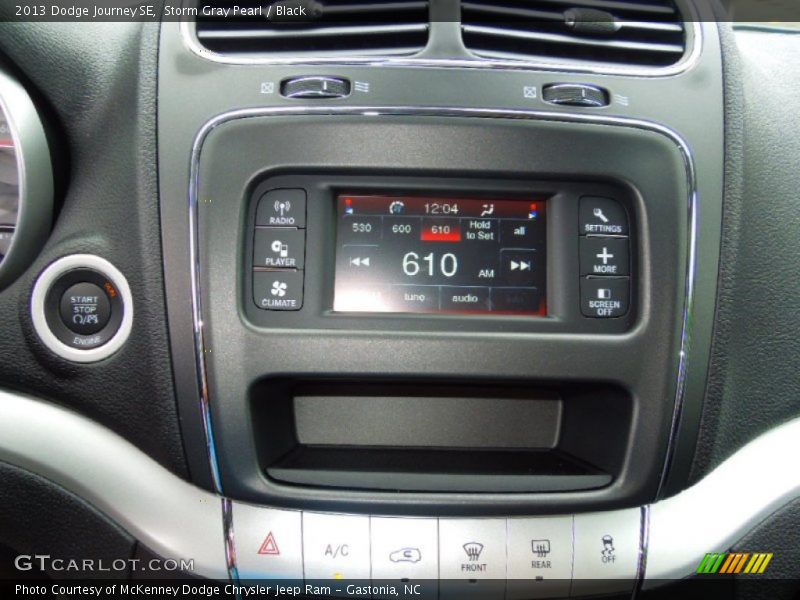 Storm Gray Pearl / Black 2013 Dodge Journey SE