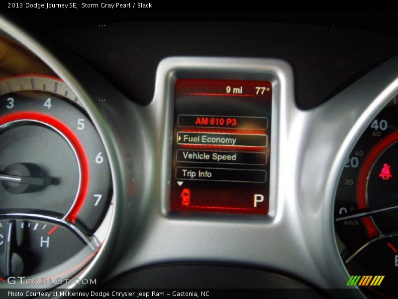 Storm Gray Pearl / Black 2013 Dodge Journey SE
