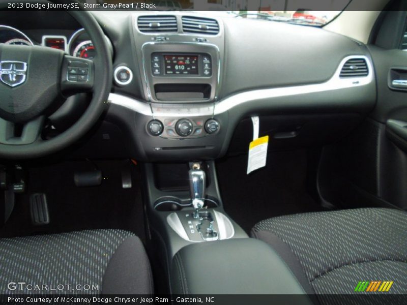 Storm Gray Pearl / Black 2013 Dodge Journey SE