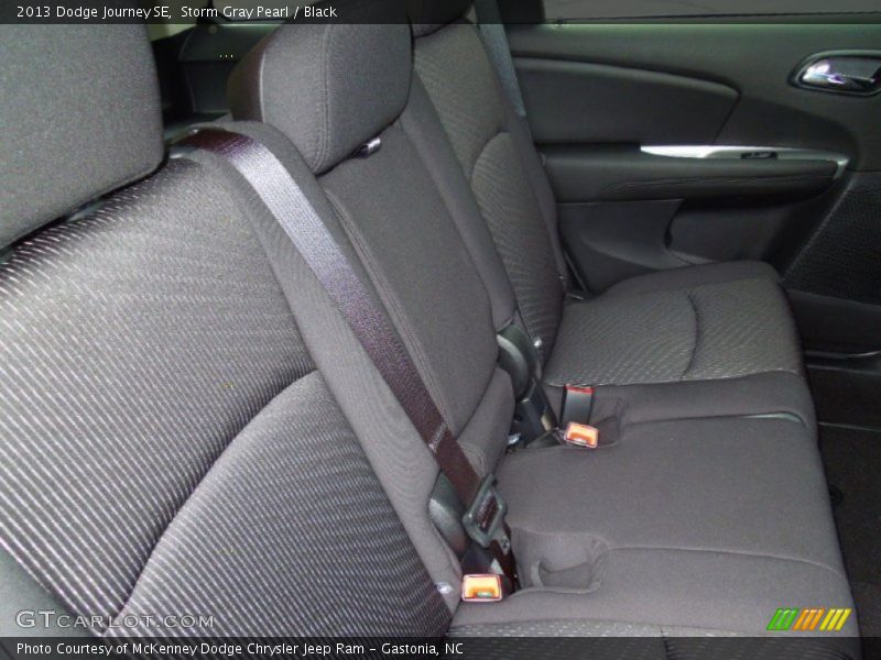 Storm Gray Pearl / Black 2013 Dodge Journey SE