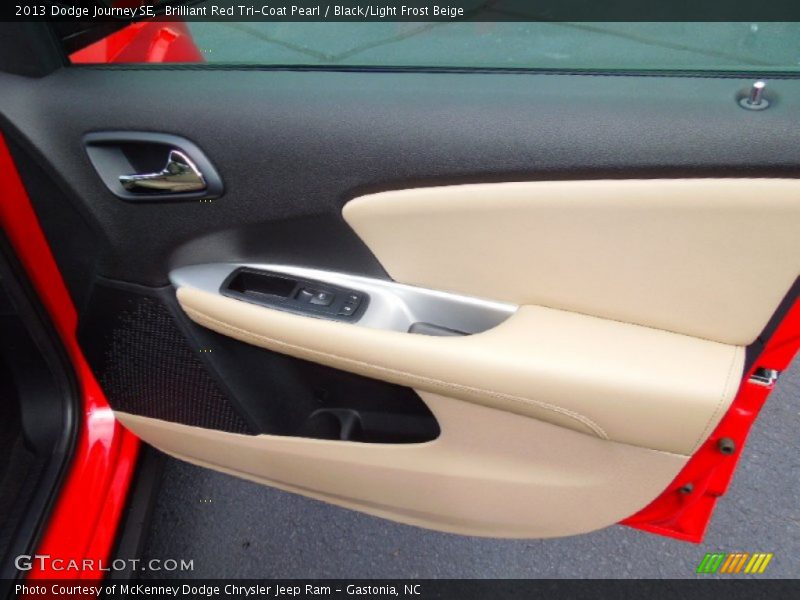 Door Panel of 2013 Journey SE