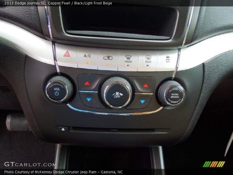 Copper Pearl / Black/Light Frost Beige 2013 Dodge Journey SE