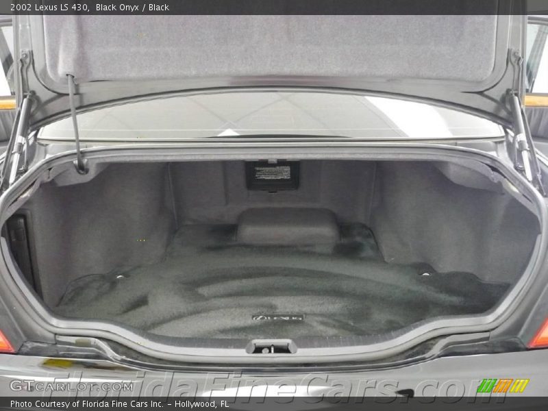 Black Onyx / Black 2002 Lexus LS 430