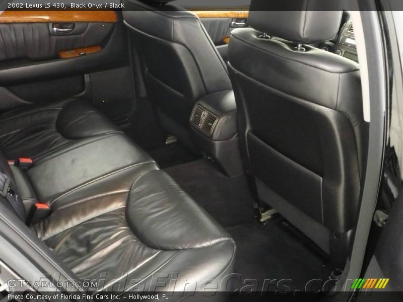 Black Onyx / Black 2002 Lexus LS 430