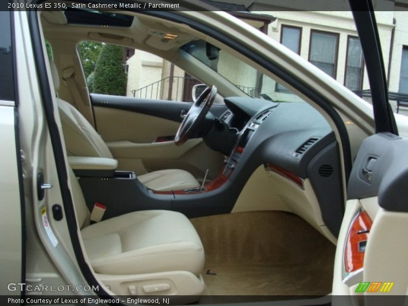 Satin Cashmere Metallic / Parchment 2010 Lexus ES 350