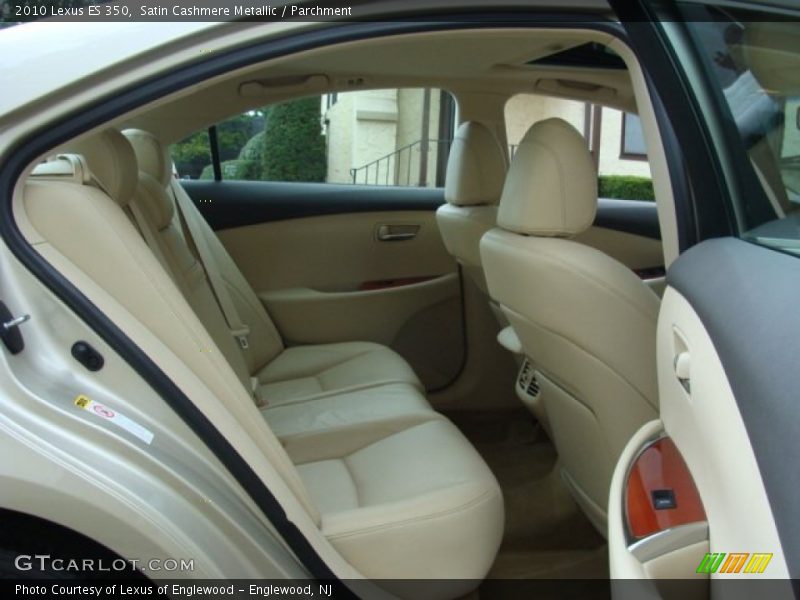Satin Cashmere Metallic / Parchment 2010 Lexus ES 350