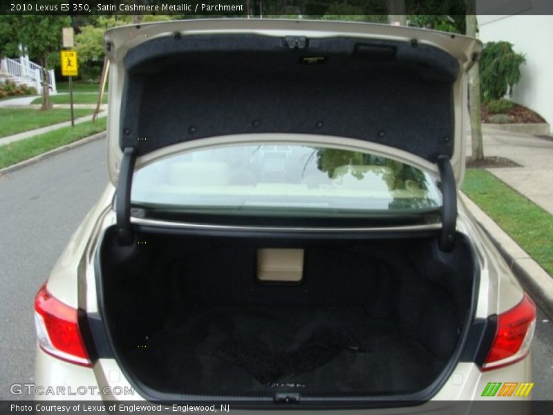 Satin Cashmere Metallic / Parchment 2010 Lexus ES 350