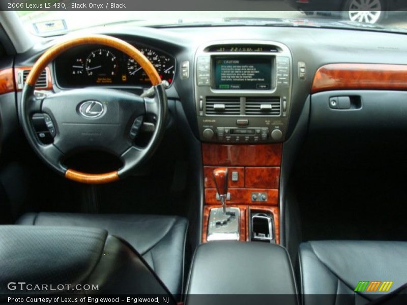 Black Onyx / Black 2006 Lexus LS 430
