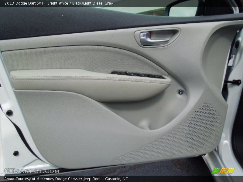 Bright White / Black/Light Diesel Gray 2013 Dodge Dart SXT