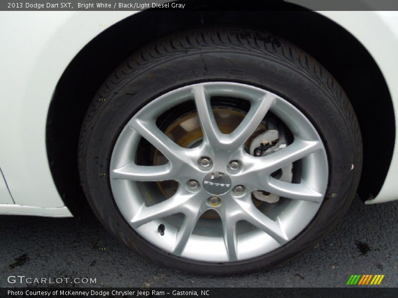 Bright White / Black/Light Diesel Gray 2013 Dodge Dart SXT