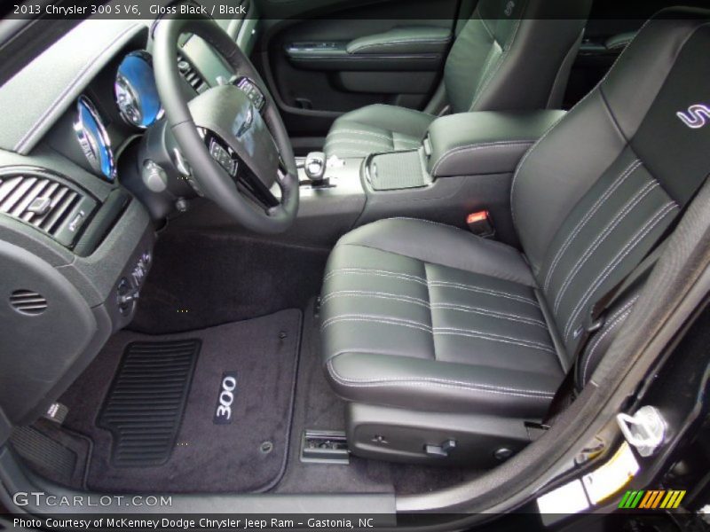 2013 300 S V6 Black Interior