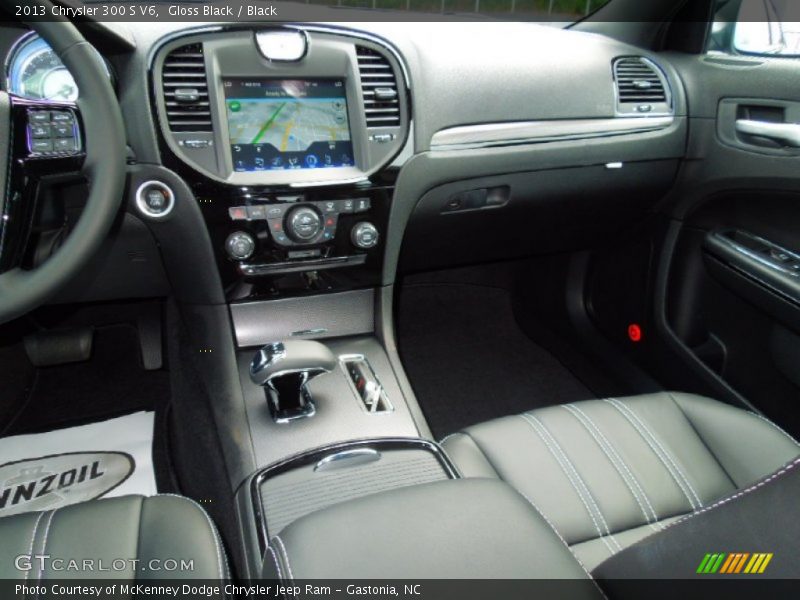 Gloss Black / Black 2013 Chrysler 300 S V6