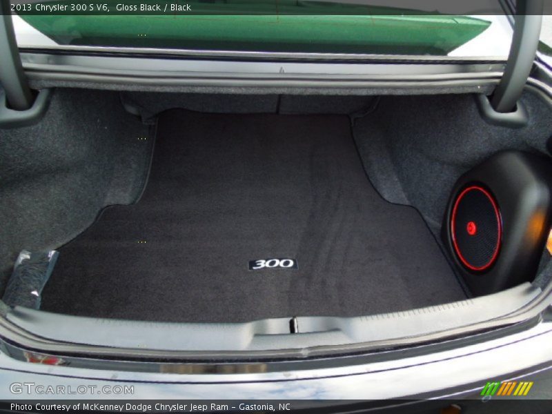  2013 300 S V6 Trunk