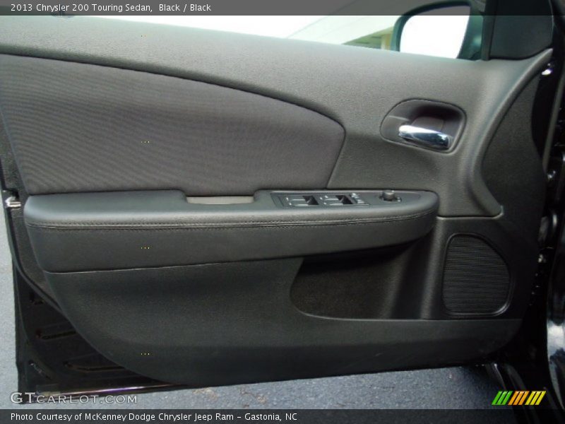 Black / Black 2013 Chrysler 200 Touring Sedan