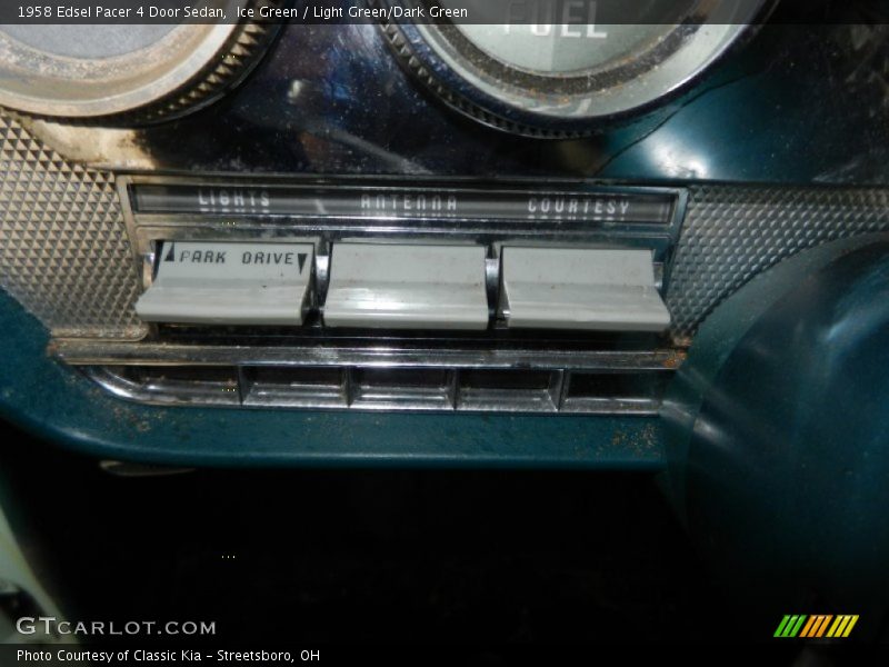 Controls of 1958 Pacer 4 Door Sedan