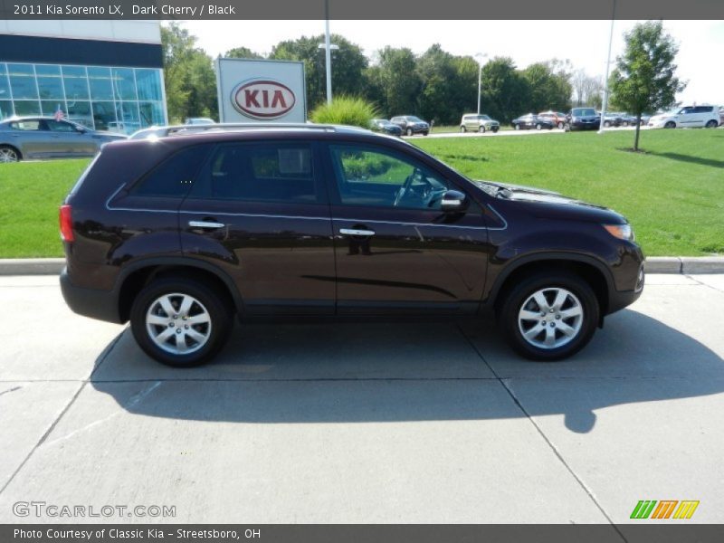 Dark Cherry / Black 2011 Kia Sorento LX
