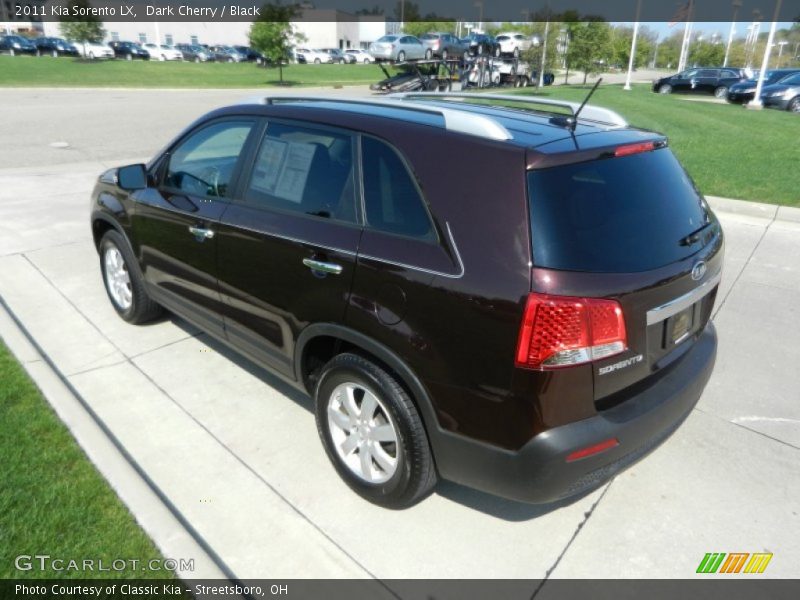 Dark Cherry / Black 2011 Kia Sorento LX