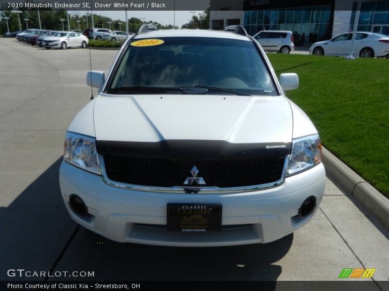Dover White Pearl / Black 2010 Mitsubishi Endeavor SE