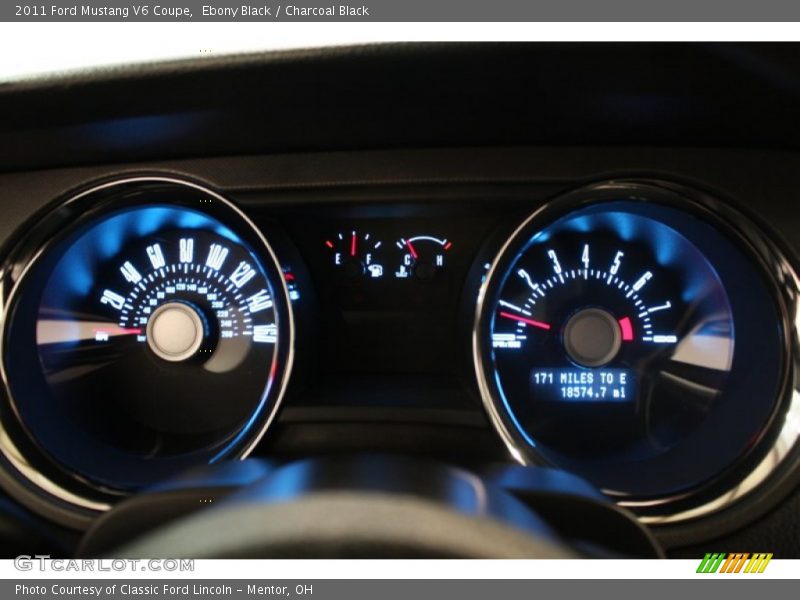 Ebony Black / Charcoal Black 2011 Ford Mustang V6 Coupe
