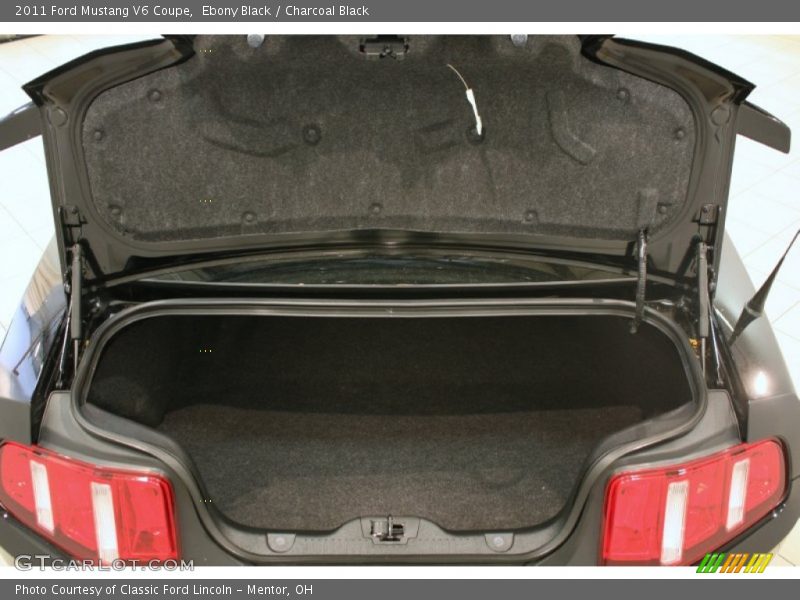 Ebony Black / Charcoal Black 2011 Ford Mustang V6 Coupe