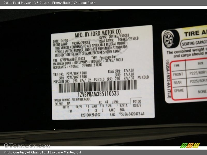 Ebony Black / Charcoal Black 2011 Ford Mustang V6 Coupe