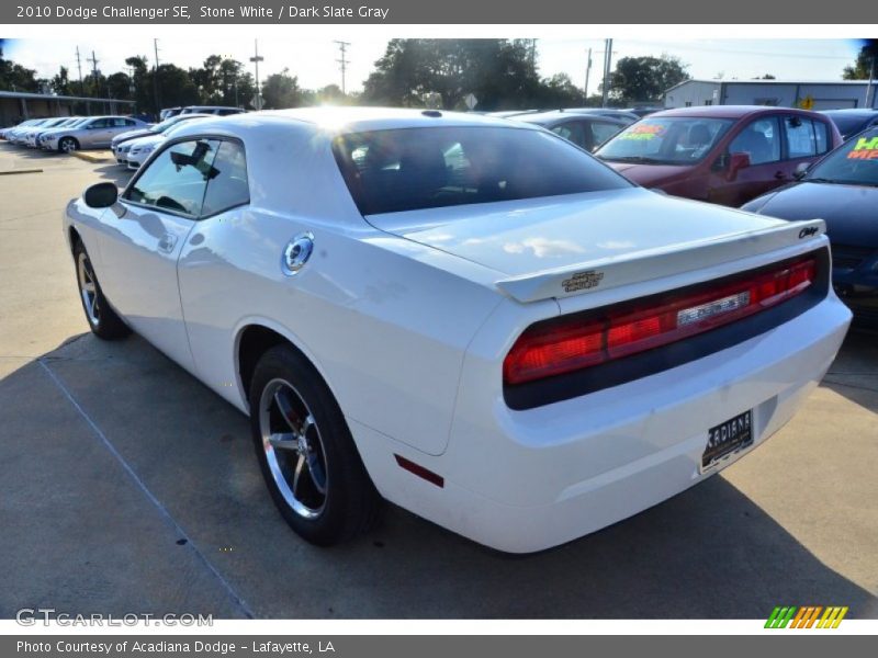 Stone White / Dark Slate Gray 2010 Dodge Challenger SE