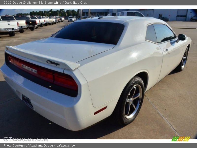 Stone White / Dark Slate Gray 2010 Dodge Challenger SE