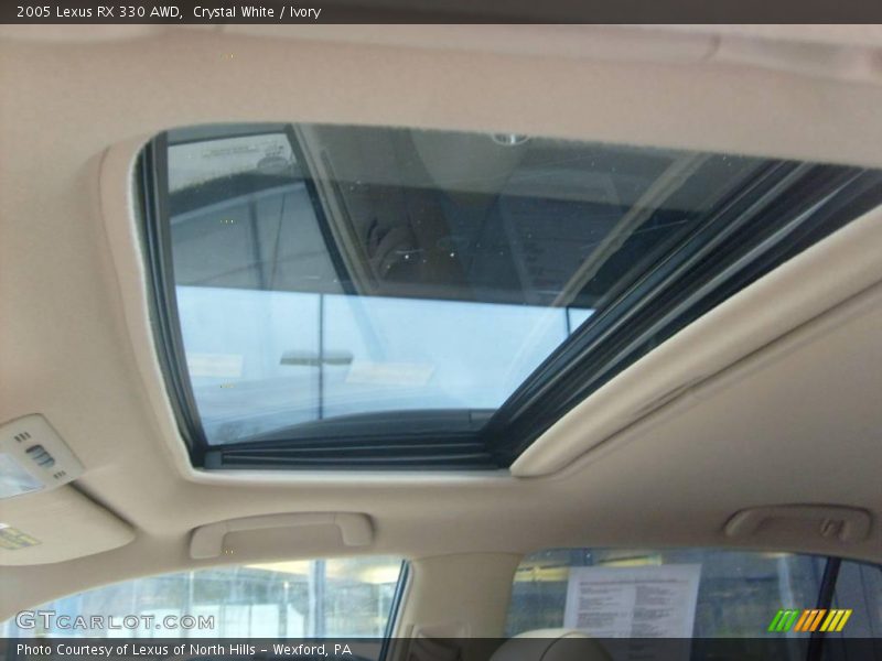 Crystal White / Ivory 2005 Lexus RX 330 AWD