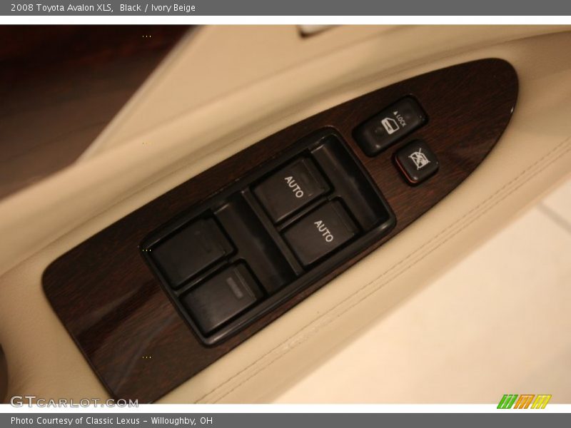 Black / Ivory Beige 2008 Toyota Avalon XLS