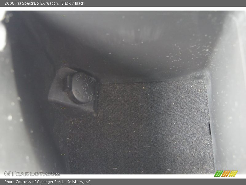 Black / Black 2008 Kia Spectra 5 SX Wagon