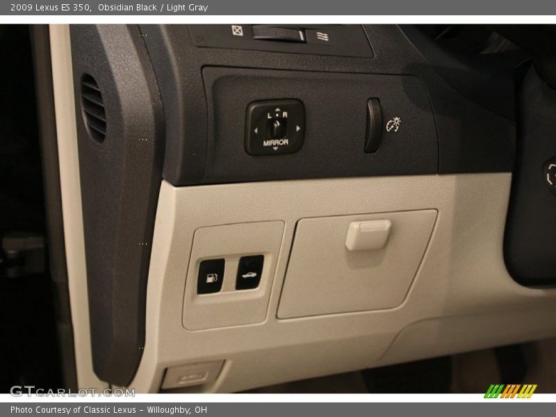 Obsidian Black / Light Gray 2009 Lexus ES 350