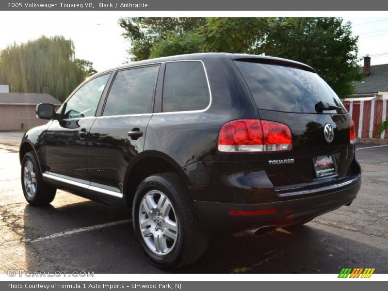 Black / Anthracite 2005 Volkswagen Touareg V8