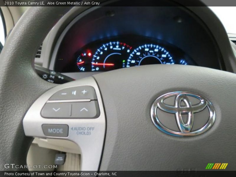 Aloe Green Metallic / Ash Gray 2010 Toyota Camry LE