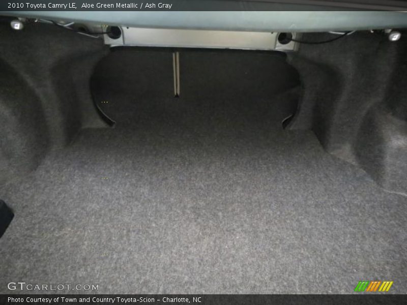Aloe Green Metallic / Ash Gray 2010 Toyota Camry LE