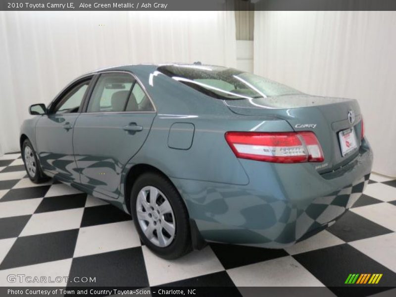 Aloe Green Metallic / Ash Gray 2010 Toyota Camry LE