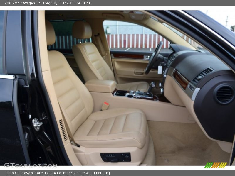 Black / Pure Beige 2006 Volkswagen Touareg V8