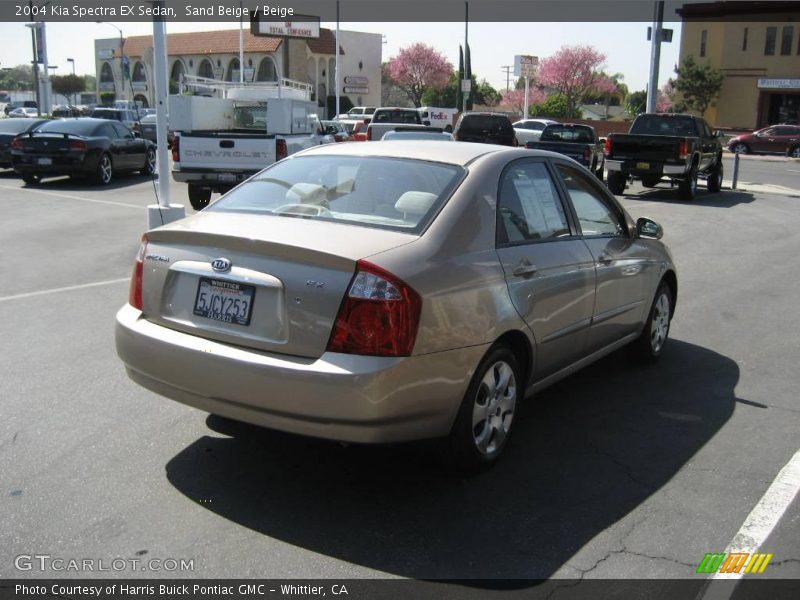 Sand Beige / Beige 2004 Kia Spectra EX Sedan