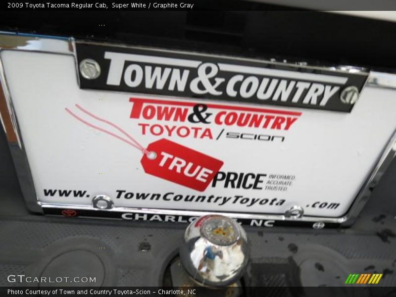 Super White / Graphite Gray 2009 Toyota Tacoma Regular Cab