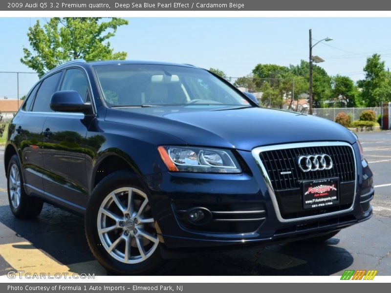 Deep Sea Blue Pearl Effect / Cardamom Beige 2009 Audi Q5 3.2 Premium quattro