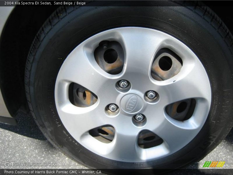 Sand Beige / Beige 2004 Kia Spectra EX Sedan