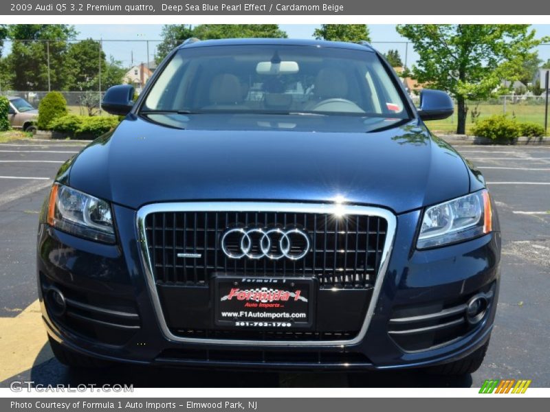 Deep Sea Blue Pearl Effect / Cardamom Beige 2009 Audi Q5 3.2 Premium quattro
