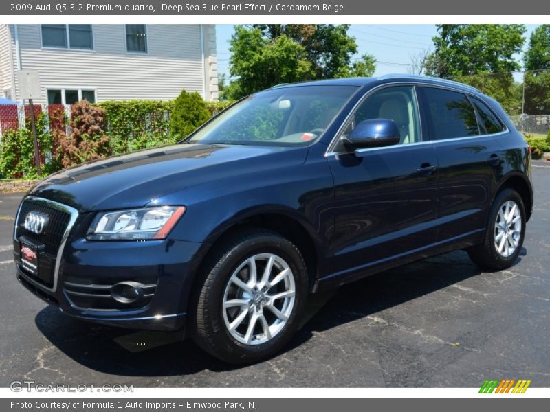 Deep Sea Blue Pearl Effect / Cardamom Beige 2009 Audi Q5 3.2 Premium quattro