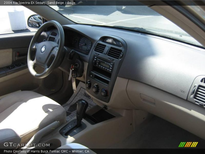 Sand Beige / Beige 2004 Kia Spectra EX Sedan