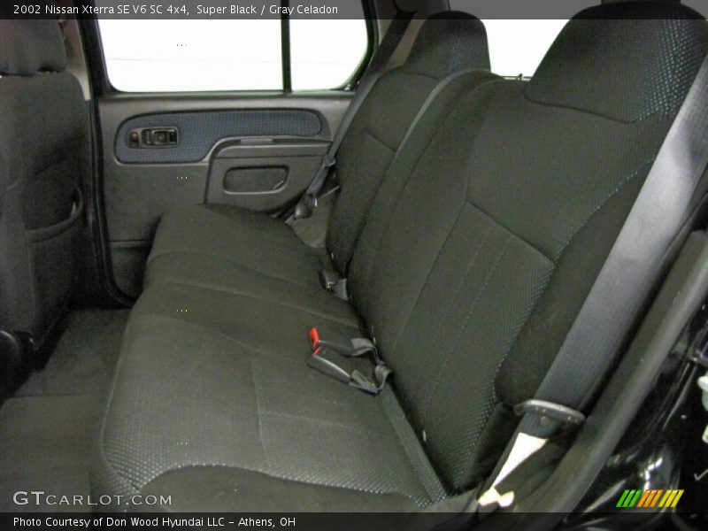 Super Black / Gray Celadon 2002 Nissan Xterra SE V6 SC 4x4